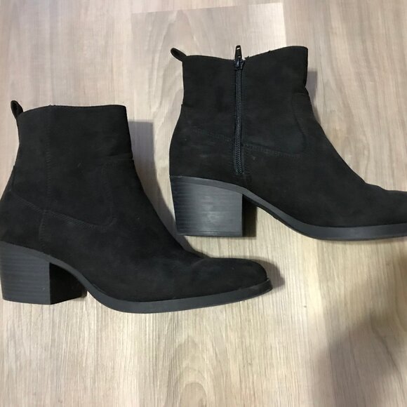 Old Navy Ladies Black Western Style Boot Size 10 - Picture 1 of 5